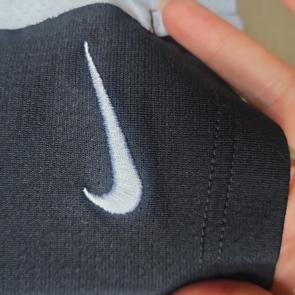 Nike Women's Black Shorts DRI FIT S - Picture 2 of 7